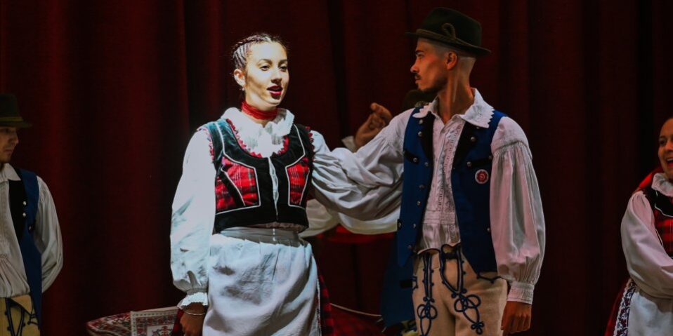 marosfelfalu_gyongykoszoru