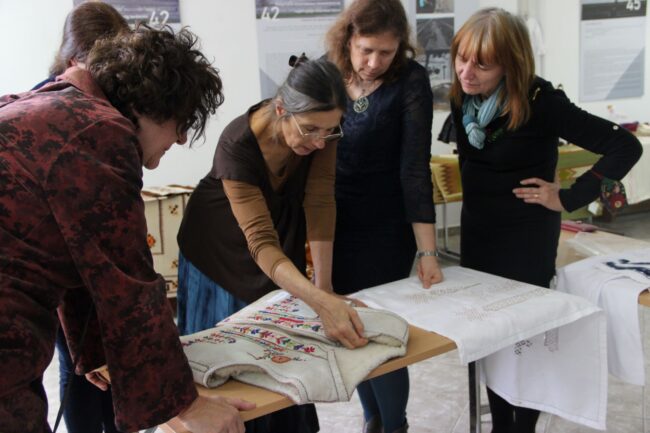 nepi_iparmuveszet_kisebb