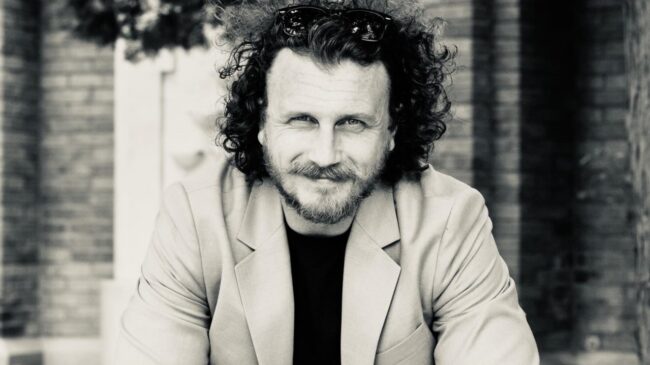 nyaradszentsimon_bokor_barna